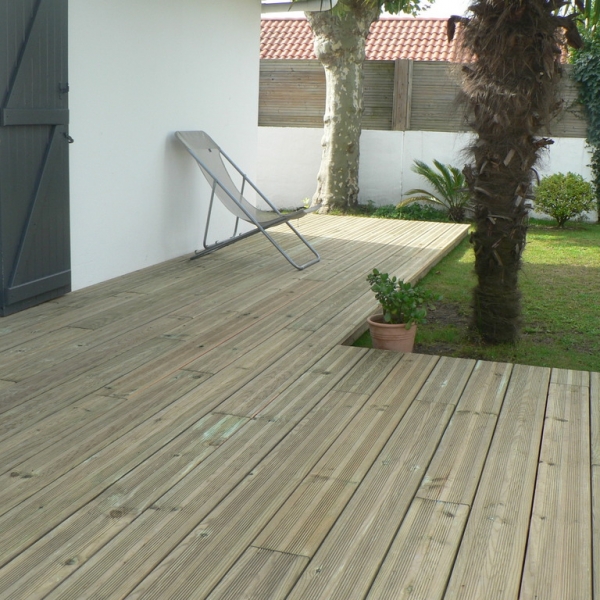 Entretenir sa terrasse bois